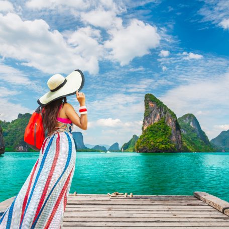 Read more about the article Vietnam pauses reopening tourism plans